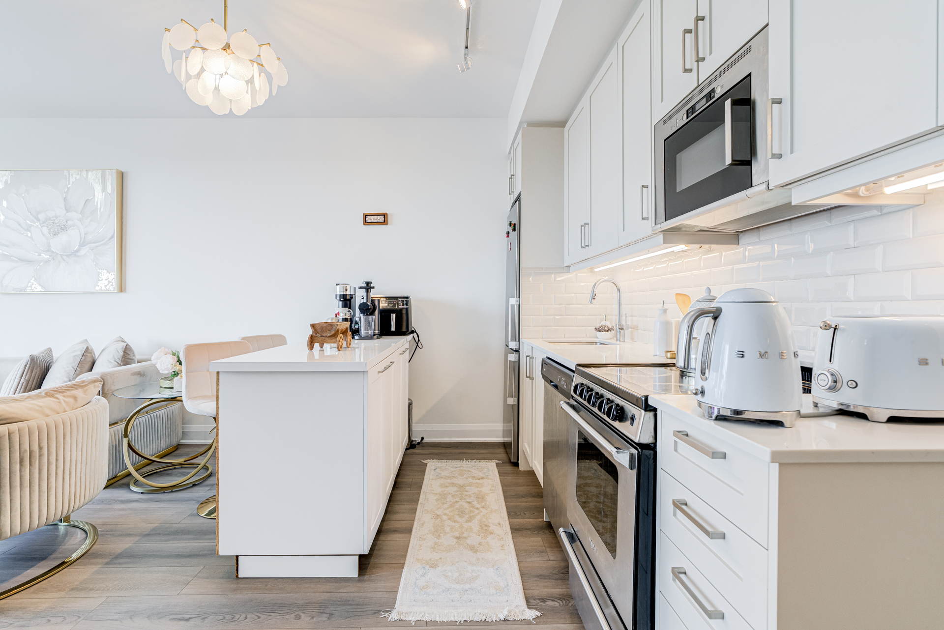 Kitchen island and cabinetry