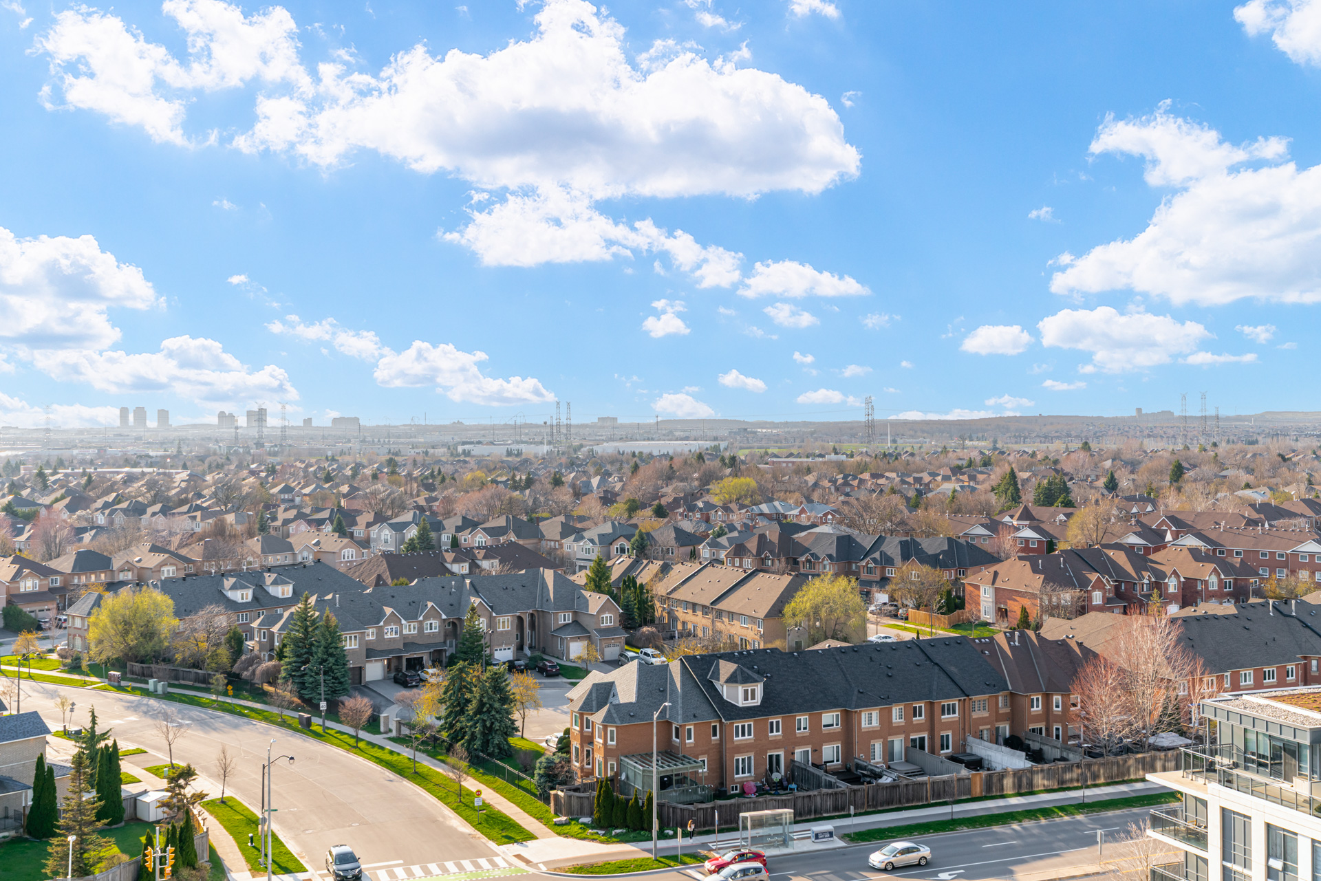 High-floor open views